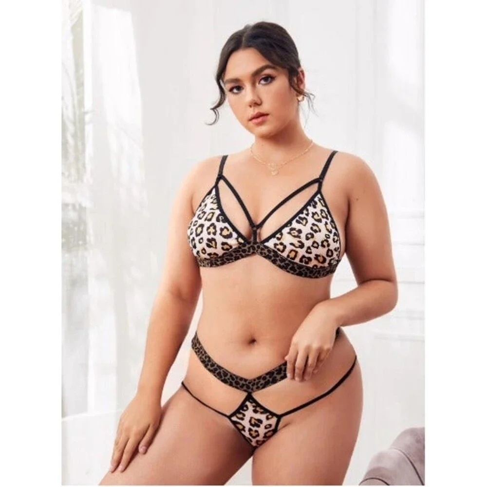 14 Plus (1X) Leopard Cut-out - Stretch Harness Lingerie Set